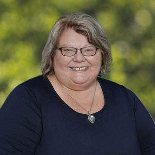 Donna Girdler - Clarke & Co Real Estate Executives