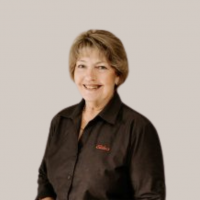 Di Ewen - Elders Real Estate Chinchilla