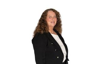Kathleen Gee - Water House Real Estate