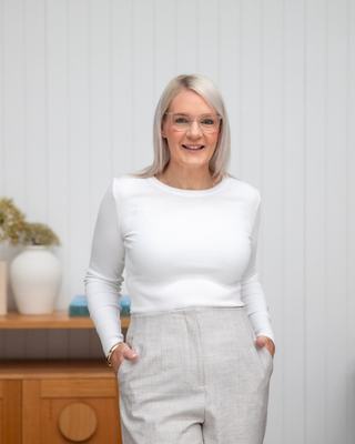 Natalie Robinson - Harcourts Coast & Lifestyle