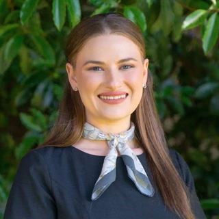 Chloe McConnell - Ray White Bendigo
