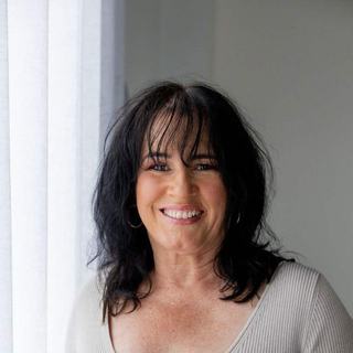 Julie Ryan - Anthony Stevens 