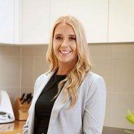 Chloe Wright - Roberts Real Estate Hobart