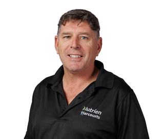 Clynton Edwards - Nutrien Harcourts Midvale