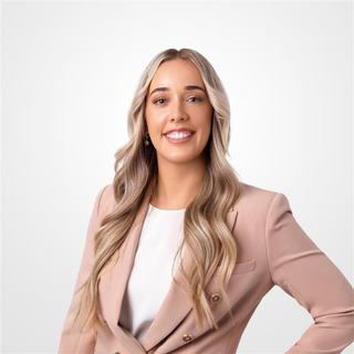 Mikhaela Enright - Clarke & Co Estate Agents