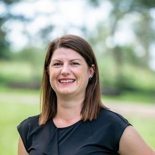 Amy Brown - Professionals Gympie