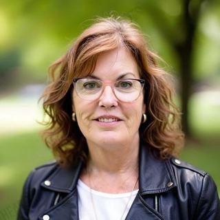 Leanne Masters - More Real Estate