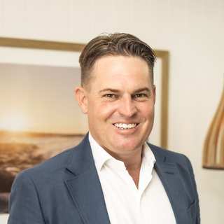 Aaron Thompson - Coastline Realty