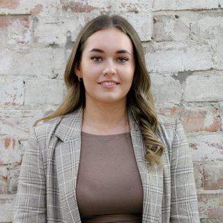 Jasmine Picker - Raine & Horne Goulburn