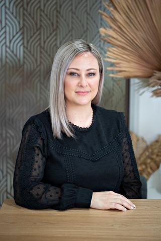 Lisa Harding - Bob Berry Real Estate
