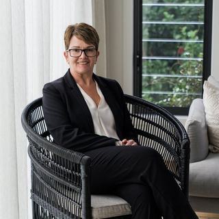 Louise Monte - Raine & Horne Mollymook, Milton & Ulladulla