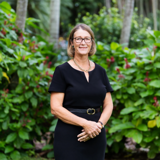 Robyn Bentley - Bentley Real Estate