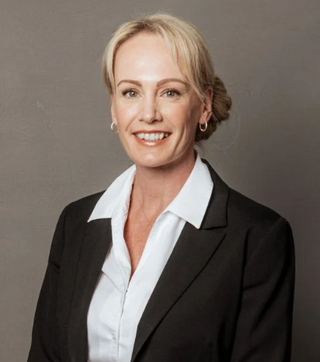 Carley Savage - Dickens Real Estate
