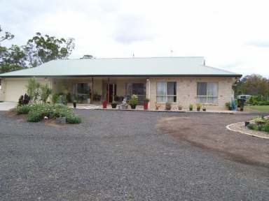 Farm Sold - QLD - Redridge - 4660 - QUALITY 4 BEDROOM HOME CLOSE TO WOODGATE BEACH  (Image 2)