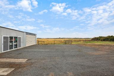 Farm Sold - VIC - Pirron Yallock - 3249 - Relax and Unwind  (Image 2)