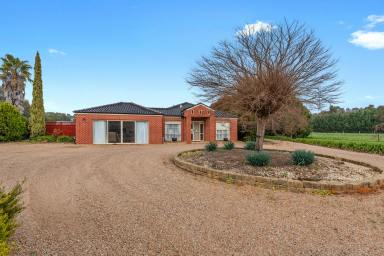 Farm Sold - VIC - North Wangaratta - 3678 - FAMILY HOME WITH SPACE 3Ha (7.5Ac)  (Image 2)