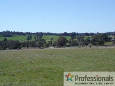 Farm Sold - WA - Wandering - 6308 - Wandering Lifestyle Block!  (Image 2)