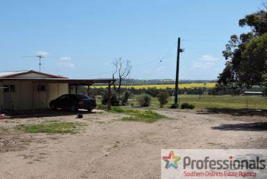 Farm Sold - WA - Narrogin - 6312 - 117 GEERALYING RD NARROGIN IN THE LOCALITY OF DUMBERNING  (Image 2)