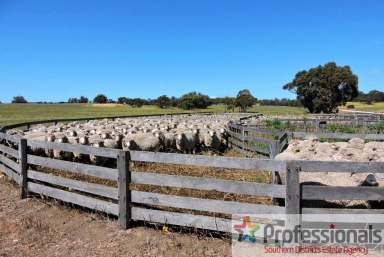 Farm Sold - WA - Narrogin - 6312 - 117 GEERALYING RD NARROGIN IN THE LOCALITY OF DUMBERNING  (Image 2)