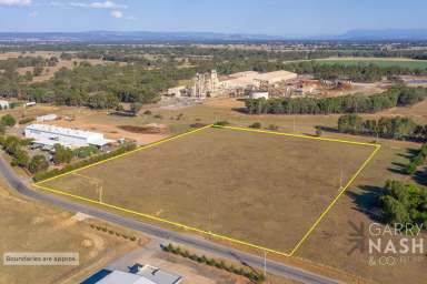 Farm Sold - VIC - North Wangaratta - 3678 - LARGE INDUSTRIAL ALLOTMENT  (Image 2)