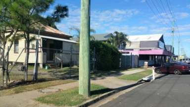 Farm For Sale - QLD - Bundaberg East - 4670 - CONVENIENCE STORE FOR SALE. WITH OR WITHOUT ADJOINING PROPERTIES.  (Image 2)