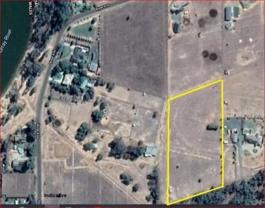 Farm Sold - VIC - Echuca - 3564 - Forthcoming Auction + Clearing Sale  
Farmlet 5 Acres - Highly Regarded Echuca Village   (Image 2)