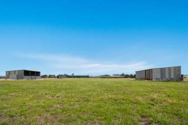 Farm Sold - VIC - Bona Vista - 3820 - KEEBLE'S FARM  (Image 2)