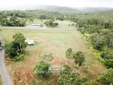 Farm Sold - QLD - Mount Molloy - 4871 - COSY COTTAGE ON 4 ACRES UNDER $200K!  (Image 2)