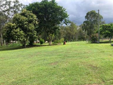 Farm Sold - QLD - Mungar - 4650 - PRICE SLASHED- Rural lifestyle property on 5 acres with 3 bedroom brick home and huge 3 bay lockup shed - just minutes to local school and town!  (Image 2)