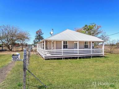 Farm Sold - QLD - Lanefield - 4340 - PRICE REDUCED AS OWNERS MOVING!!! BE QUICK!! - RENOVATED COTTAGE ON 8 ACRES, BRING THE HORSES!  (Image 2)