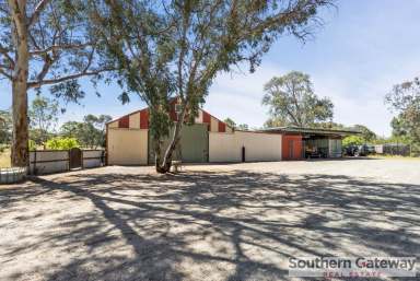 Farm Sold - WA - Serpentine - 6125 - HERITAGE FEEL, MODERN CONVENIENCE  (Image 2)