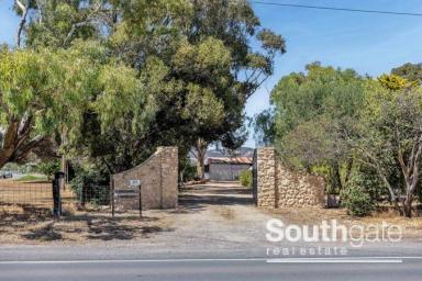 Farm Sold - SA - Whites Valley - 5172 - Charming Cottage on 1.018ha  (Image 2)