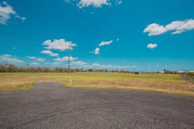Farm Sold - QLD - Kensington - 4670 - TRY AND FIND BETTER FOR THE PRICE  (Image 2)