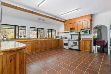 Farm Sold - WA - Chidlow - 6556 - Lovely Chidlow Homestead  (Image 2)