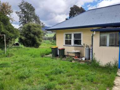 Farm Sold - VIC - Walwa - 3709 - Drumloch  (Image 2)