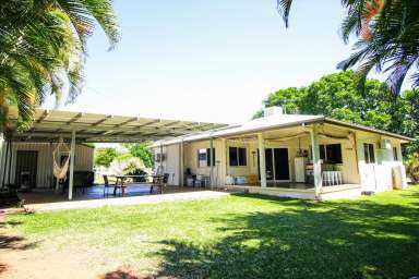 Farm Sold - QLD - Toll - 4820 - 3 BED, 2 BATH WITH 2 BAY SHED AND UNDERCOVER ENTERTAINMENT AREA.  (Image 2)