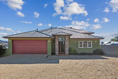 Farm Sold - NSW - Goulburn - 2580 - BOSCOBEL HOUSE  (Image 2)