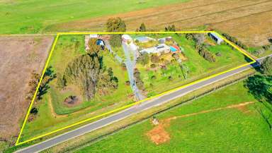 Farm Sold - VIC - Rochester - 3561 - Lifestyle Farmlet close to Rochester  (Image 2)