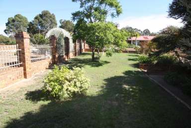 Farm Sold - WA - Narrogin - 6312 - Spacious 5 x 2 Family Home (Price Drop)!!!!  (Image 2)