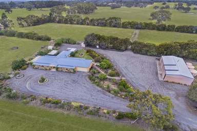 Farm Sold - VIC - Hamilton - 3300 - STUNNING 22 ACRE HOBBY FARM INSIDE HAMILTON TOWNSHIP  (Image 2)