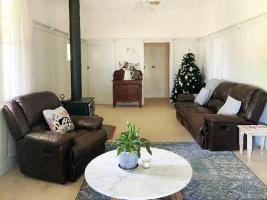 Farm Sold - NSW - Narromine - 2821 - Country Living on the Edge of Town!  (Image 2)