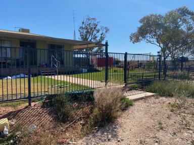 Farm Sold - SA - Cleve - 5640 - 61.47 Ha, 3 bedroom home, sheds and good cropping. Centrally located.  (Image 2)
