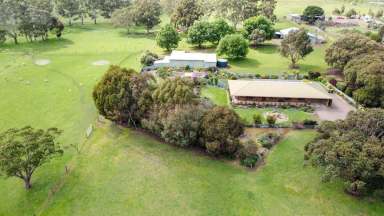 Farm Sold - VIC - Hamilton - 3300 - ABSOLUTELY IMMACULATE LIFESTYLE PROPERTY 18.2 Ac- 7.3 Ha  (Image 2)