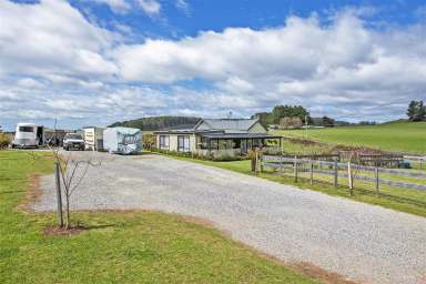 Farm Sold - TAS - Nietta - 7315 - Ready, Set……..GO!!  (Image 2)