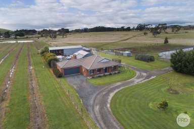 Farm Sold - VIC - Allendale - 3364 - An Enviable Country Retreat That Will Excite And Inspire  (Image 2)