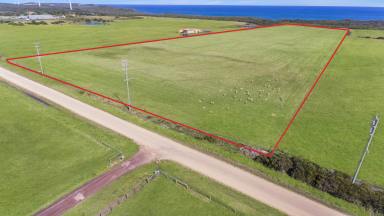 Farm Sold - VIC - Portland - 3305 - BUILD YOUR DREAM HOME WITH OCEAN VIEWS!  (Image 2)