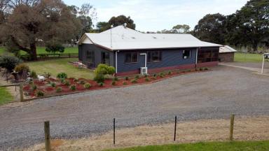 Farm Sold - VIC - Tarrington - 3301 - Rural property on the outskirts of town.  (Image 2)