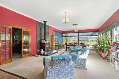 Farm Sold - NSW - Tamworth - 2340 - Superb Location, 95 Meg Water Licence  (Image 2)