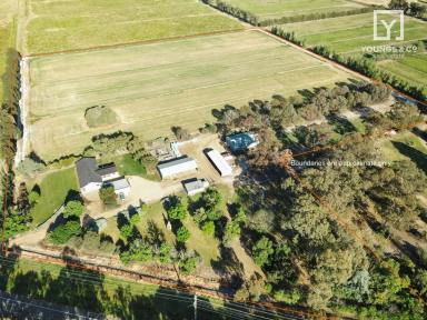 Farm Sold - VIC - Congupna - 3633 - "Willow Park" - 6.648 hectare Lifestyle Property Close to Shepparton  (Image 2)