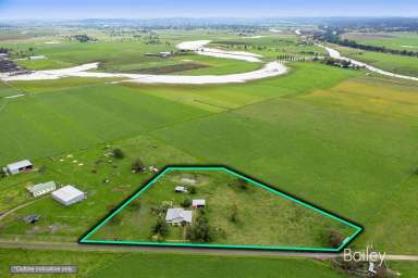 Farm Sold - NSW - Singleton - 2330 - "RANDWICK LODGE"  (Image 2)